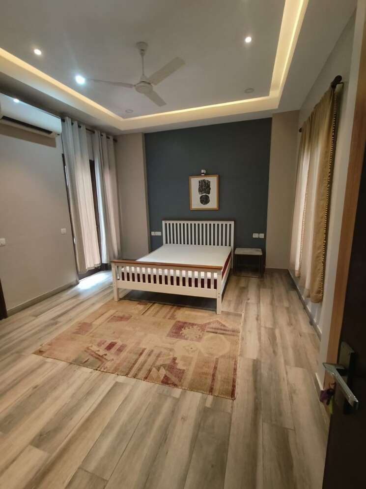 Bedroom, sector 55 3 Bedroom 1800 Sq.Ft. Builder Floor In Sector 55 Gurgaon 8817792