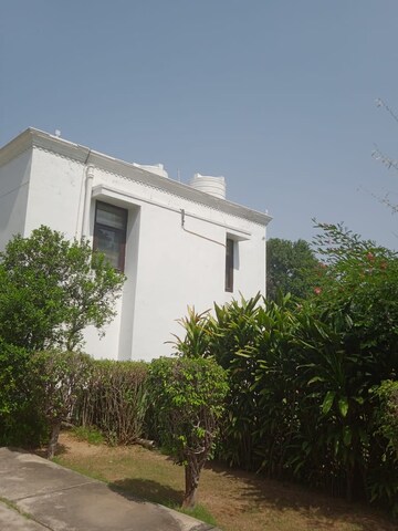 4 BHK Villa – Exterior View View at Bougainvilla Apartments, Vasant Kunj - for Rent