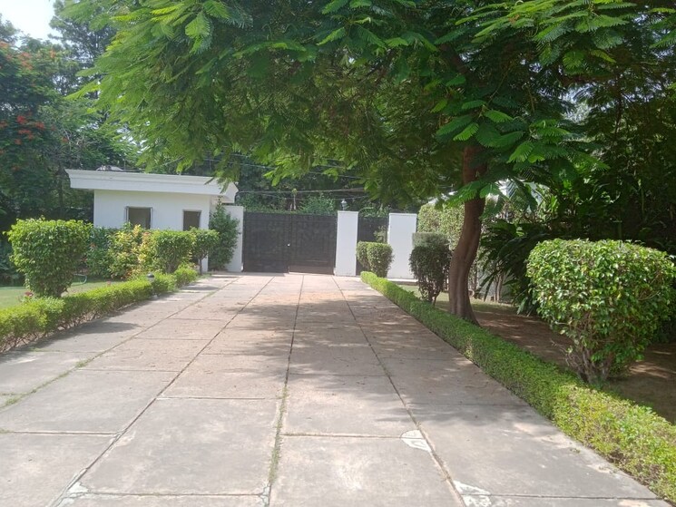 Balcony, bougainvilla-apartments 4 Bedroom 4800 Sq.Ft. Villa In Vasant Kunj Delhi 8817794