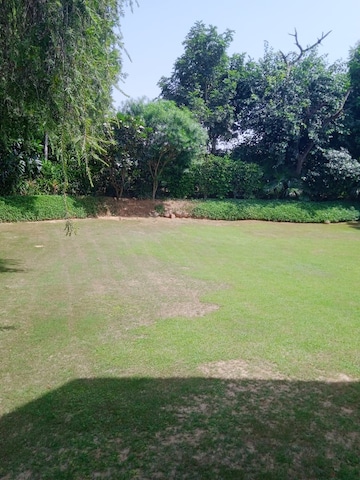 4 BHK Villa – Garden View at Bougainvilla Apartments, Vasant Kunj - for Rent