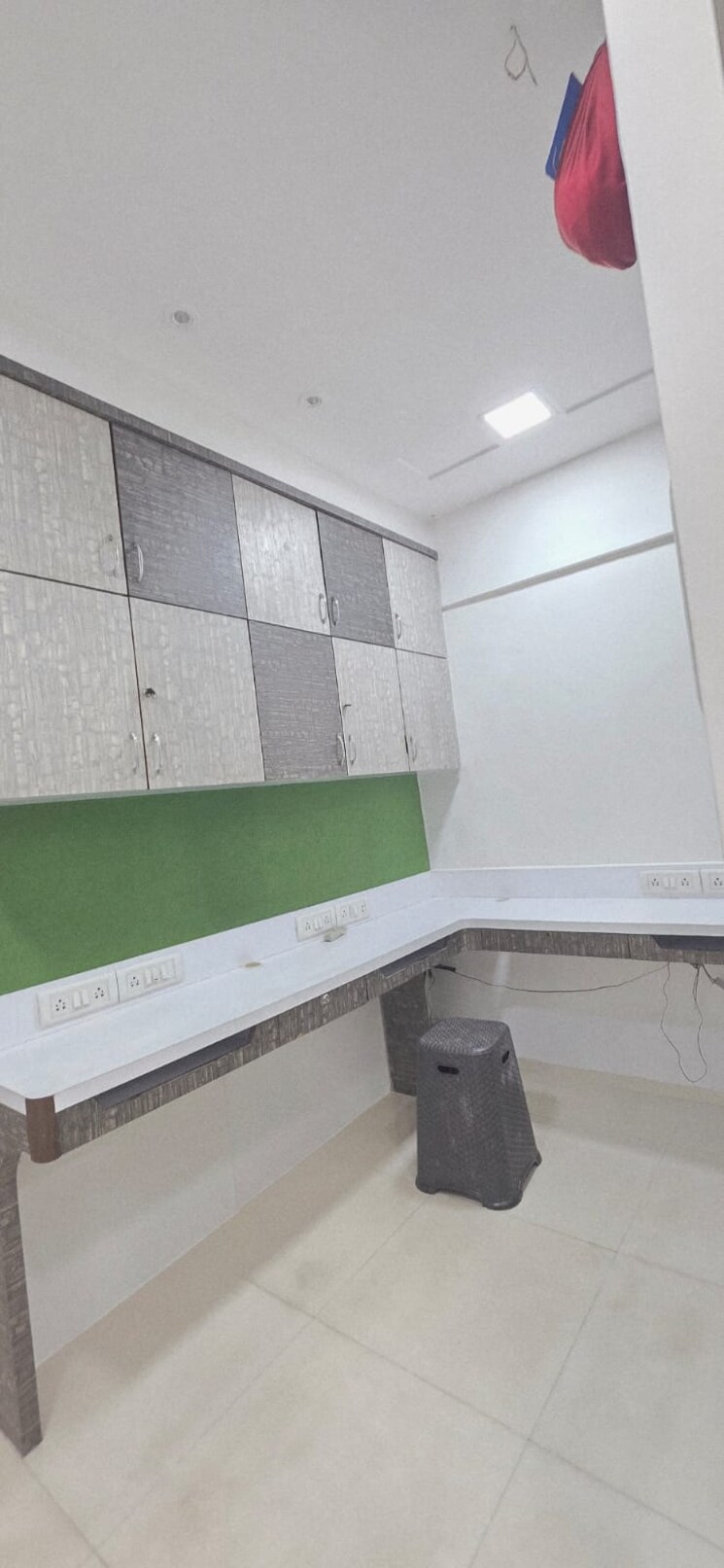 Team Area, goregaon east Commercial Office Space 400 Sq.Ft. In Goregaon East Mumbai 8817739