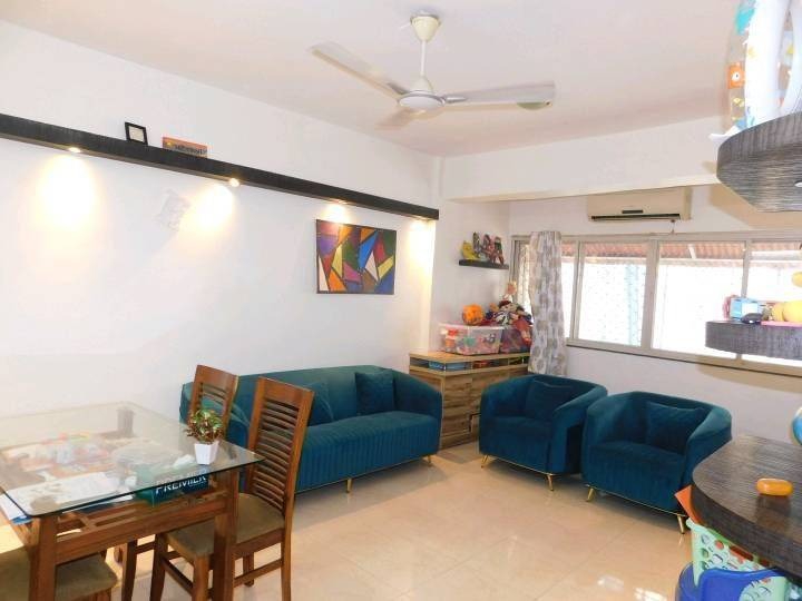 2 BHK Apartment For Rent in Pali Hill