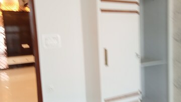 Furnished Amenities in 3 BHK Builder Floor at Mahavir Enclave 1 – for Rent