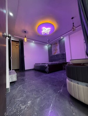 Kitchen in 2.5 BHK Builder Floor at Sector 28 – for Sale