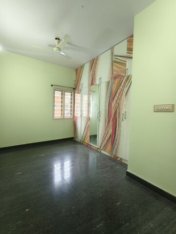 Room in 2 BHK Builder Floor at Iti Layout – for Rent