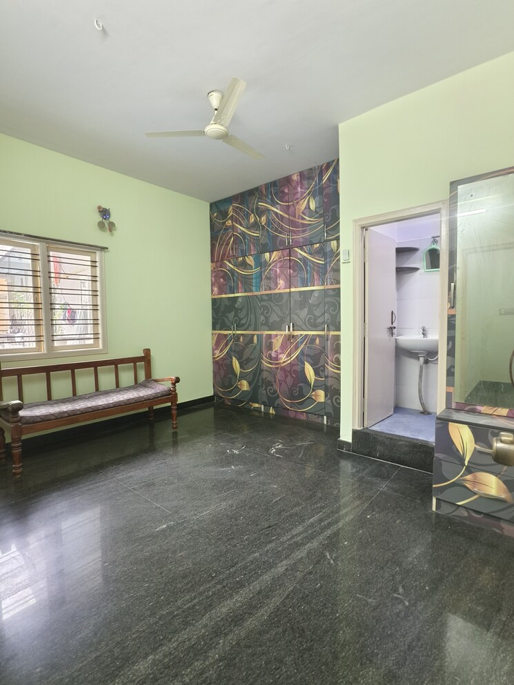 Living Room, iti layout 2 Bedroom 1200 Sq.Ft. Builder Floor In Iti Layout Bangalore 8817887