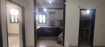 Furnished Amenities in 3 BHK Builder Floor at Omaxe Park Plaza, Shakti Khand 2 – for Sale
