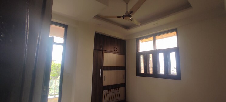Room, omaxe-park-plaza 3 Bedroom 1350 Sq.Mt. Builder Floor In Shakti Khand 2 Ghaziabad 8817890