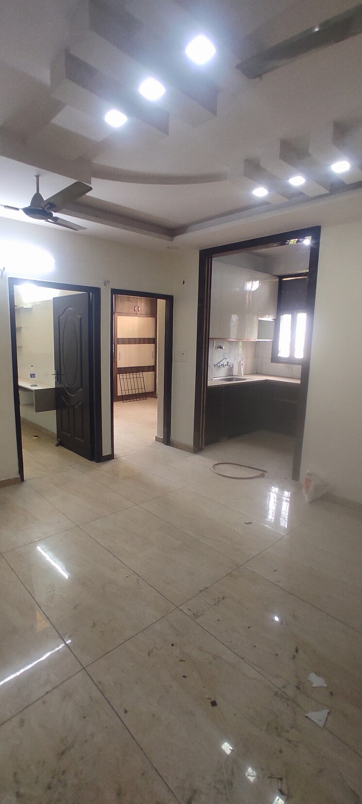 Living Room, omaxe-park-plaza 3 Bedroom 1350 Sq.Mt. Builder Floor In Shakti Khand 2 Ghaziabad 8817890