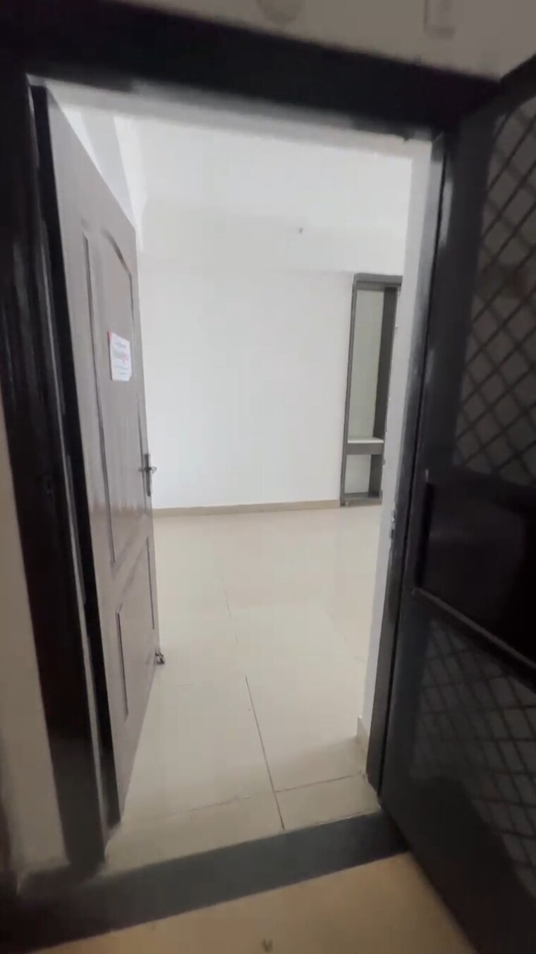 Bathroom, panchsheel-wellington 2.5 Bedroom 1450 Sq.Ft. Apartment In Dundahera Ghaziabad 8817911