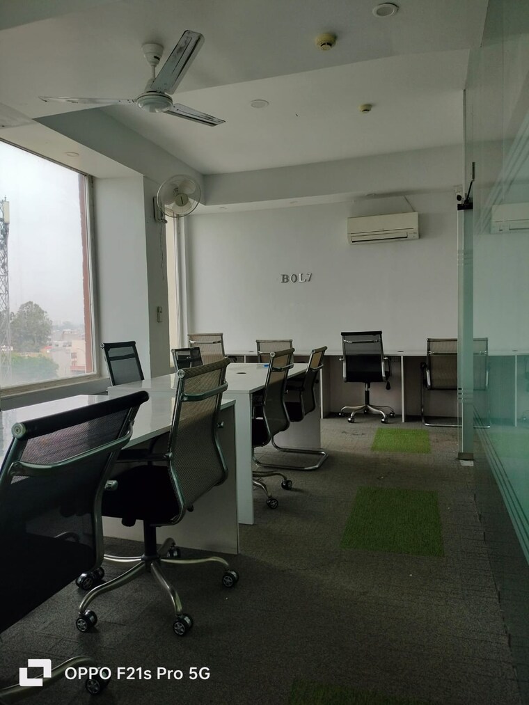Team Area, sushma-infinium Commercial Office Space 453 Sq.Ft. In Ghazipur Zirakpur 8817925