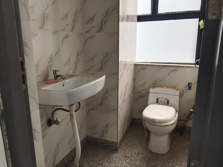 Floor Plan, netaji subhash place Commercial Office Space 555 Sq.Ft. In Netaji Subhash Place Delhi 8817968