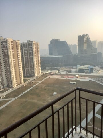 3 BHK Apartment For Rent in Amrapali Golf Homes, Sector 4 Greater Noida