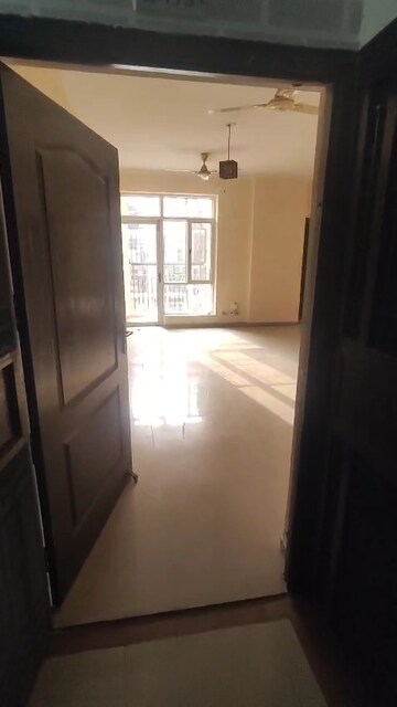 Room in 2.5 BHK Apartment at Assotech The Nest, Sain Vihar – for Sale