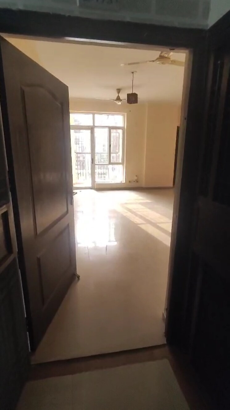 Room, assotech-the-nest 2.5 Bedroom 1285 Sq.Ft. Apartment In Sain Vihar Ghaziabad 8817956