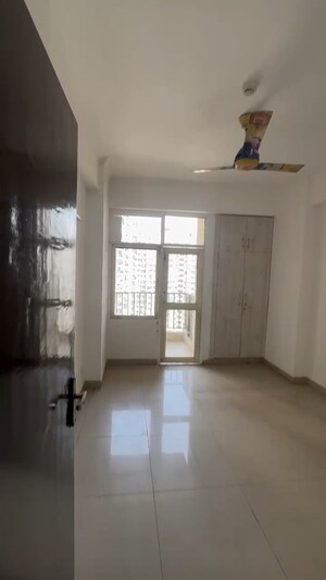 Room in 2.5 BHK Apartment at Assotech The Nest, Sain Vihar – for Sale