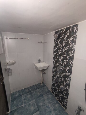 Bathroom in 1 BHK Apartment at Dombivli East – for Rent
