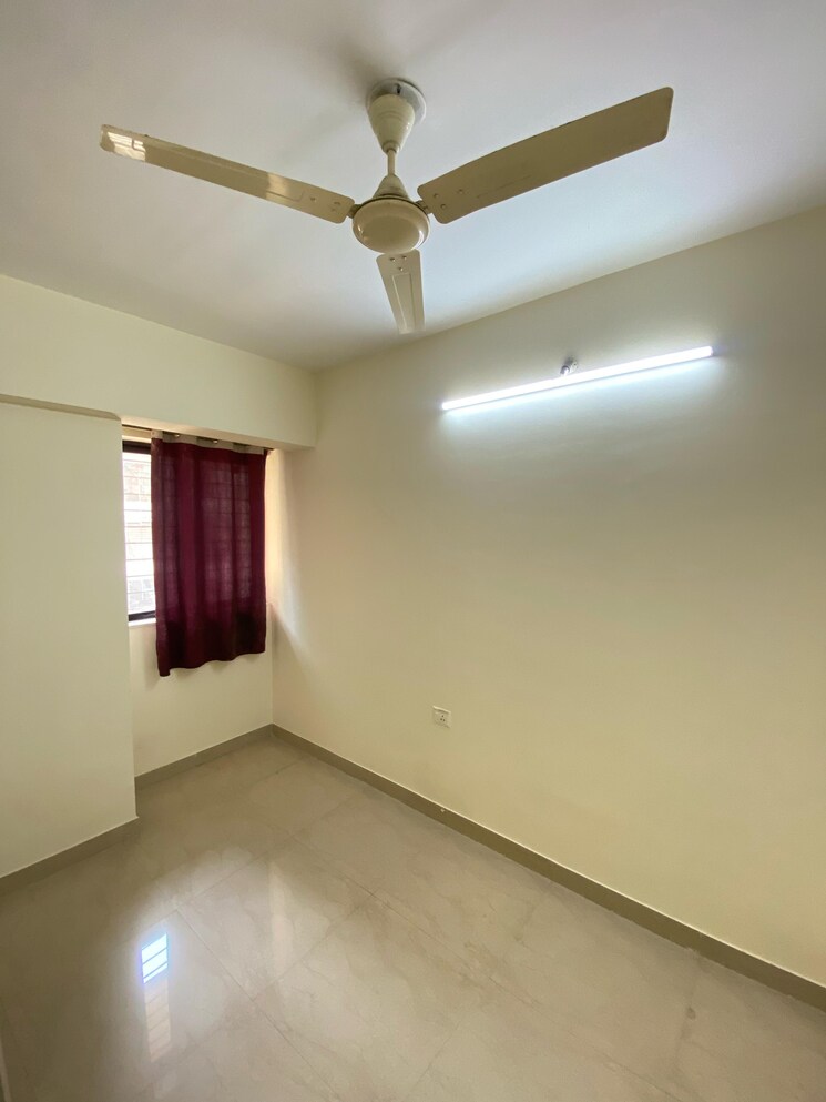 Room, lodha-crown-quality-homes-dombivli 1 Bedroom 500 Sq.Ft. Apartment In Dombivli East Thane 8817952