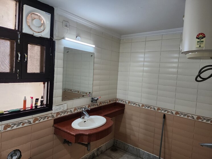 Kitchen, souvenir-apartment 3.5 Bedroom 2500 Sq.Ft. Apartment In Sector 52 Gurgaon 8817993