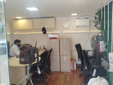 Team Area in  Shop at Pali Hill – for Rent
