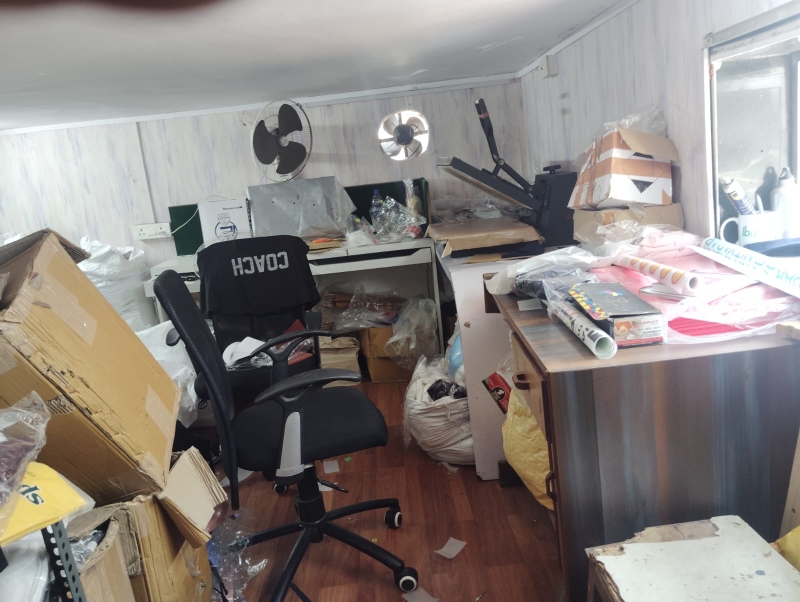 Retail Shop For Rent in Hillslope Chs Pali Hill M