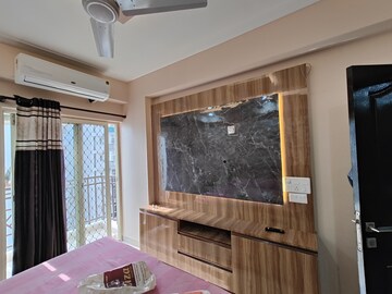 Bedroom in 2.5 BHK Apartment at Jm Orchid, Sector 76 – for Rent