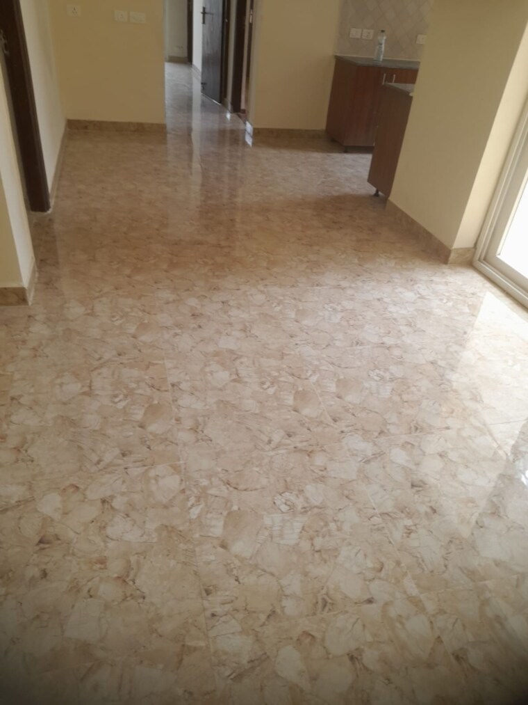 Room, amrapali-golf-homes 3 Bedroom 1425 Sq.Ft. Apartment In Sector 4 Greater Noida Greater Noida 8818010