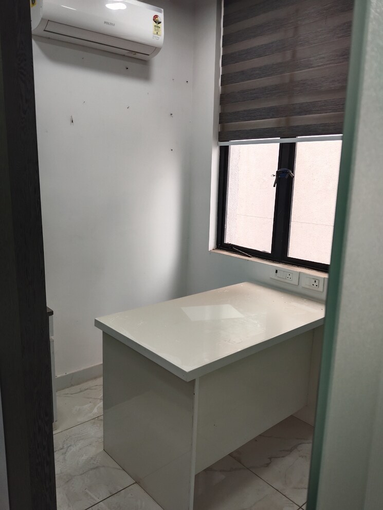 Floor Plan, netaji subhash place Commercial Office Space 778 Sq.Ft. In Netaji Subhash Place Delhi 8818044