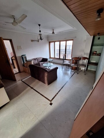 Master Bedroom in 2 BHK Apartment at Accord CHS Andheri West, Andheri West – for Rent