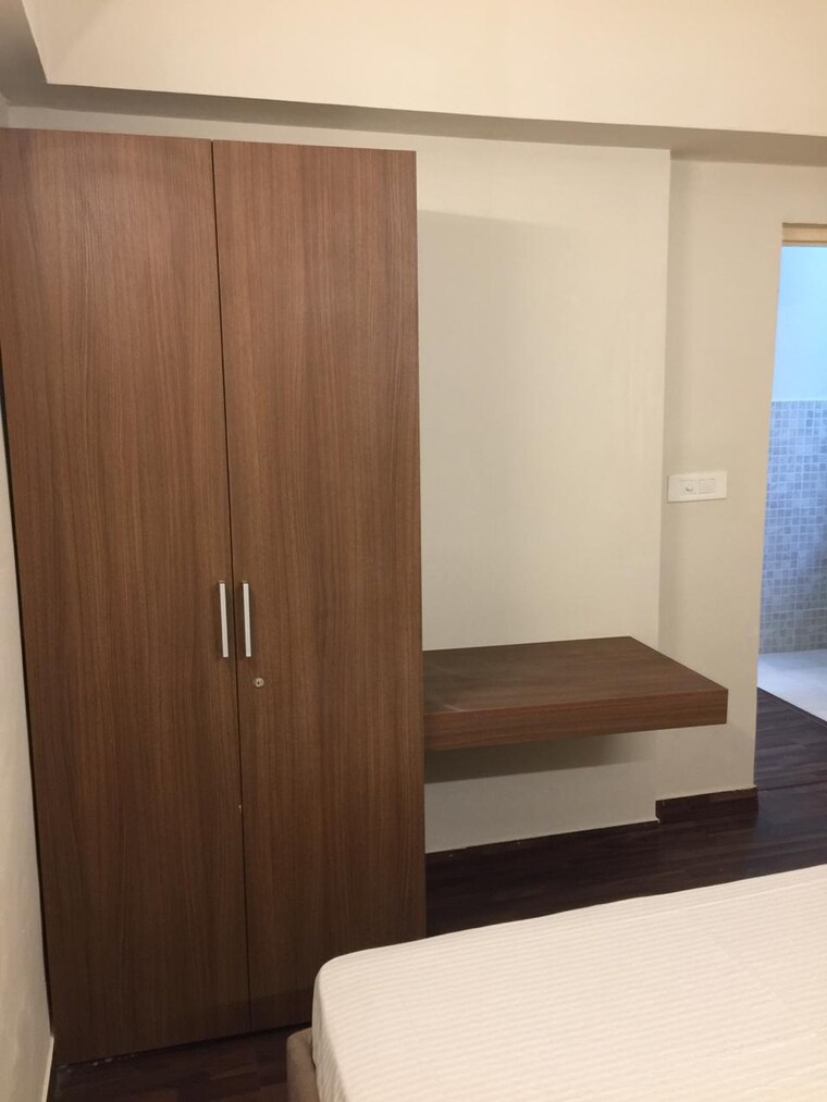 Room, paras-tierea 1 Bedroom 450 Sq.Ft. Apartment In Sector 137 Noida 8818064