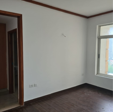 Room in 2 BHK Apartment at Jaypee Kalypso Court, Sector 98 – for Rent