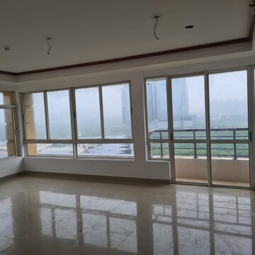 Room in 2 BHK Apartment at Jaypee Kalypso Court, Sector 98 – for Rent