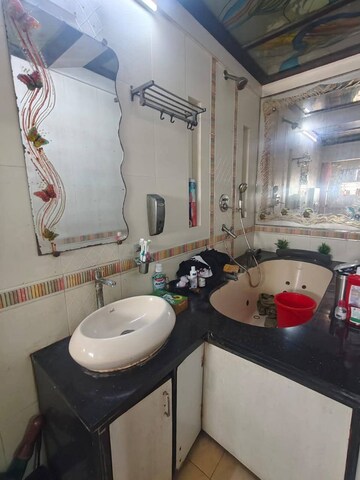Attached Bathroom in 2 BHK Apartment at Andheri West – for Rent