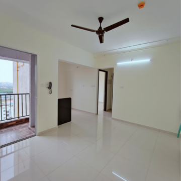 Room in 1 BHK Apartment at Kolte Patil Life Republic, Marunji – for Rent