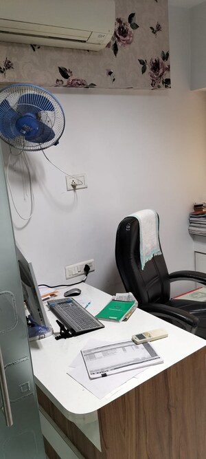 Team Area in  Office Space at Kukreja Center, Cbd Belapur Sector 11 – for Rent