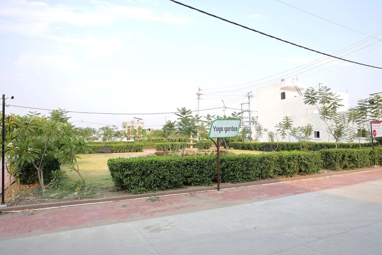 undefined, ab bypass road  850 Sq.Yd. Plot In Ab Bypass Road Indore 8818123