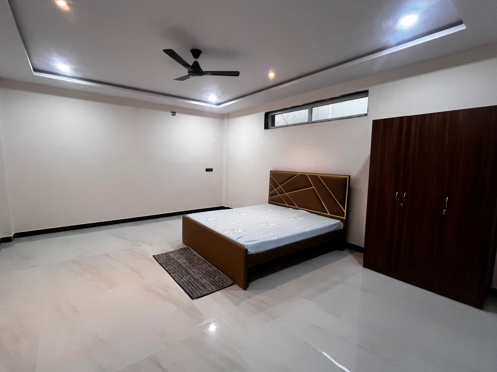 3 BHK Builder Floor For Rent in Himgiri Enclave