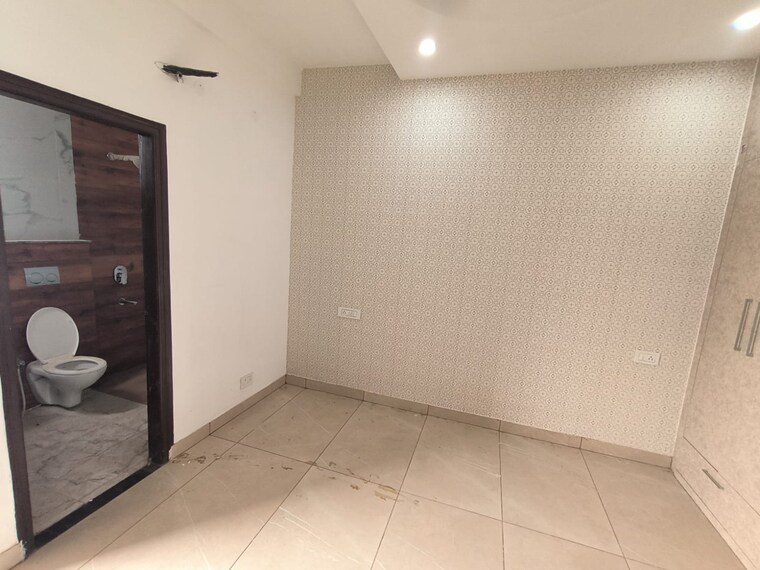 Room, dhakoli 3 Bedroom 1500 Sq.Ft. Builder Floor In Dhakoli Zirakpur 8818153