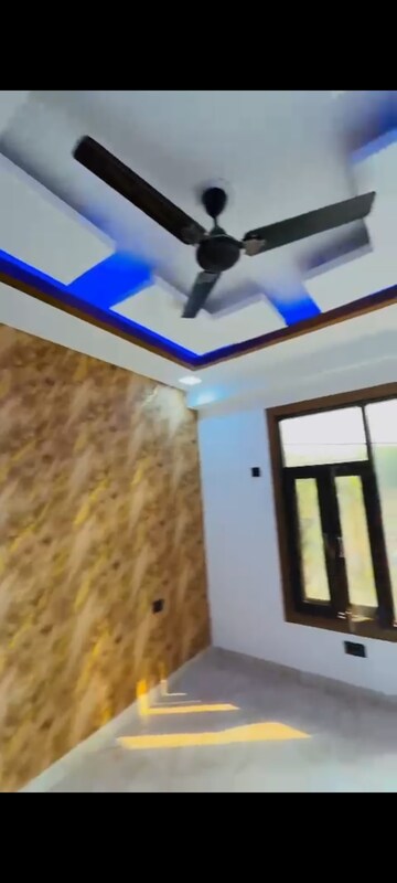 Room in 4 BHK Builder Floor at Sector 1 Greater Noida – for Sale