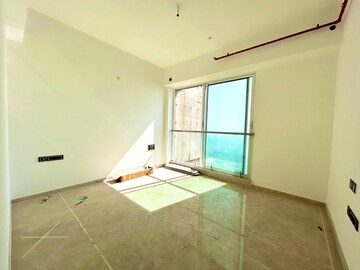Room in 2 BHK Apartment at Runwal Nirvana, Parel – for Rent