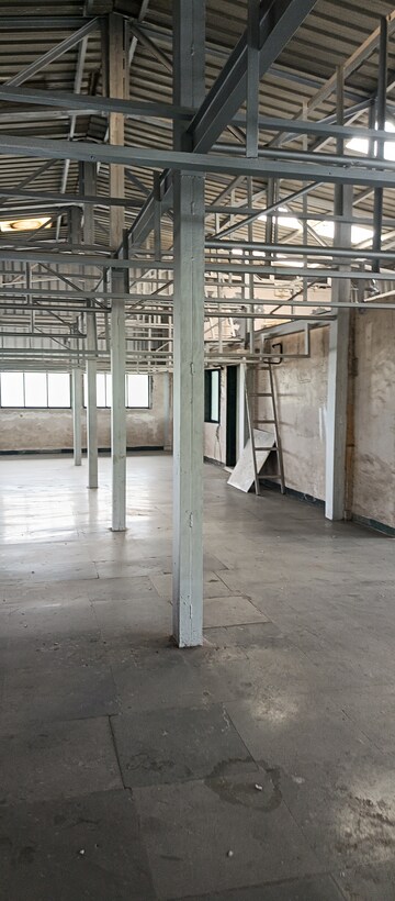 Parking in  Warehouse at Gami Industrial Park, Pawne – for Rent