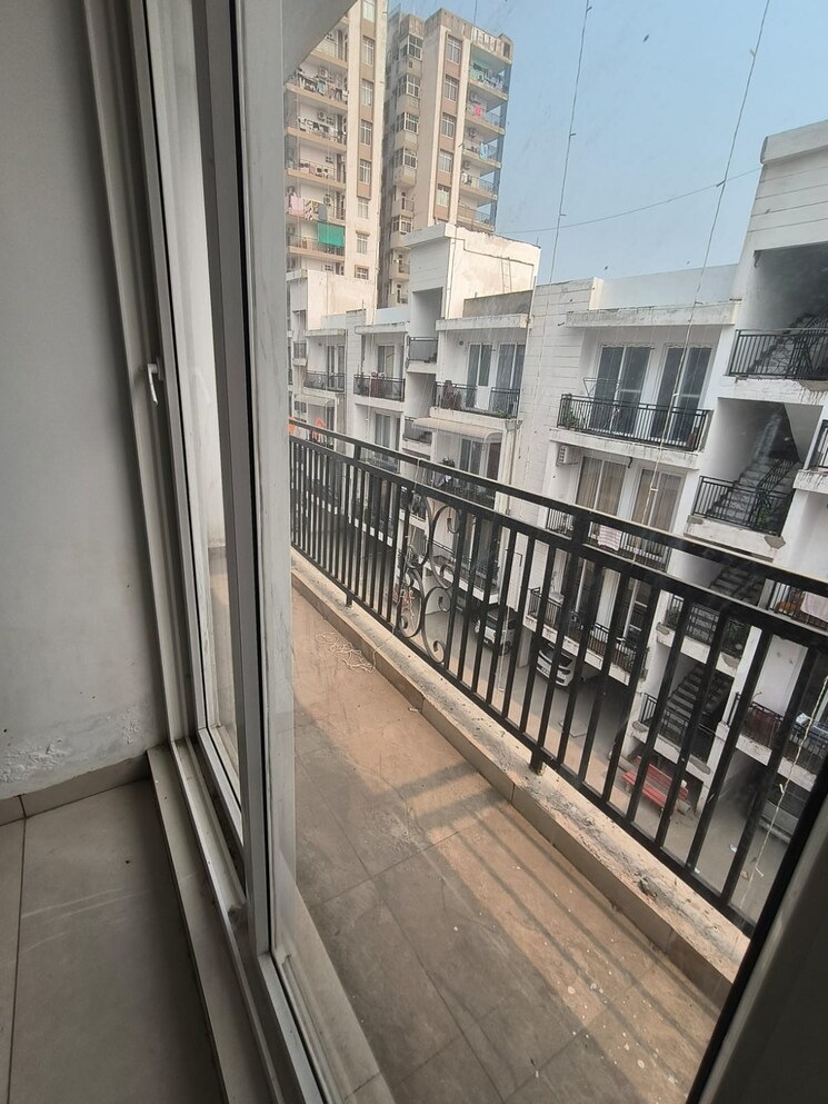 Balcony, ambala highway 1 Bedroom 600 Sq.Ft. Builder Floor In Ambala Highway Zirakpur 8818263