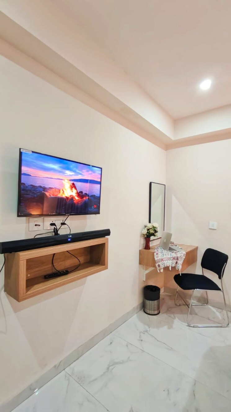 undefined, sector 52 1 Bedroom 120 Sq.Yd. Builder Floor In Sector 52 Gurgaon 8818303