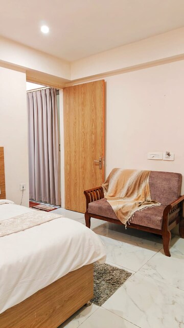 Bedroom in 1 BHK Builder Floor at Sector 52 – for Rent