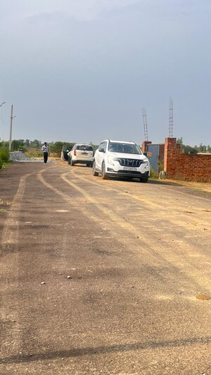  Plot – Exterior View View at Sultanpur Road - for Sale