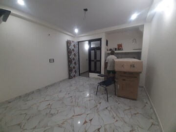 Room in 1 RK Builder Floor at Maidan Garhi – for Rent