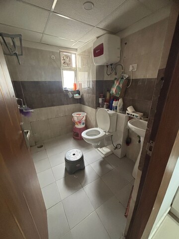 Bathroom in 3.5 BHK Apartment at Panchsheel Greens II, Sector 16 Greater Noida – for Sale