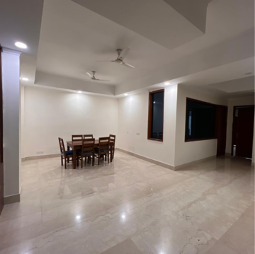 Room in 4 BHK Builder Floor at Sector 105 – for Rent