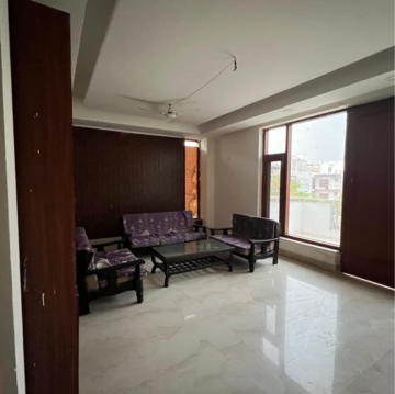 4 BHK Builder Floor For Rent in Sector 105