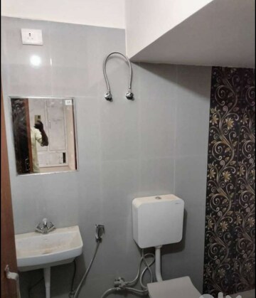 Bathroom in 2 BHK Independent House at Gomti Nagar – for Rent